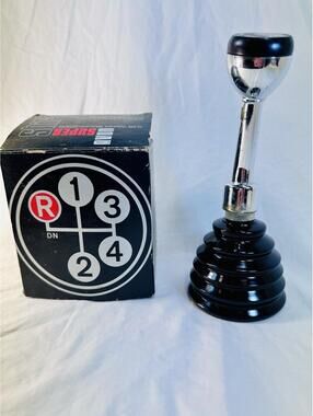 Vintage Avon Super Shift Gear Shifter After Shave Bottle w/ Box – Chrome 1970s